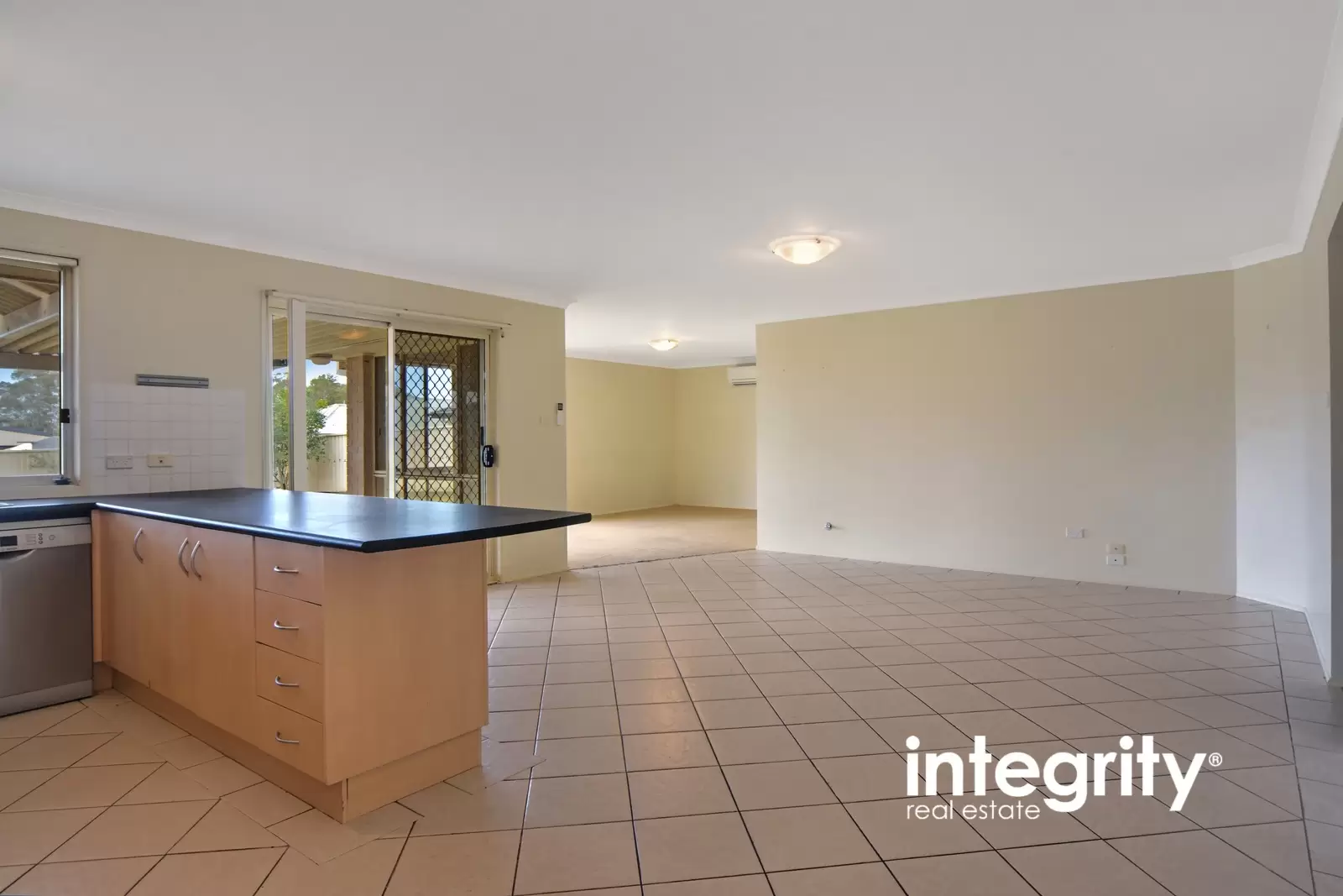6 Karool Close, Nowra Sold by Integrity Real Estate - image 3