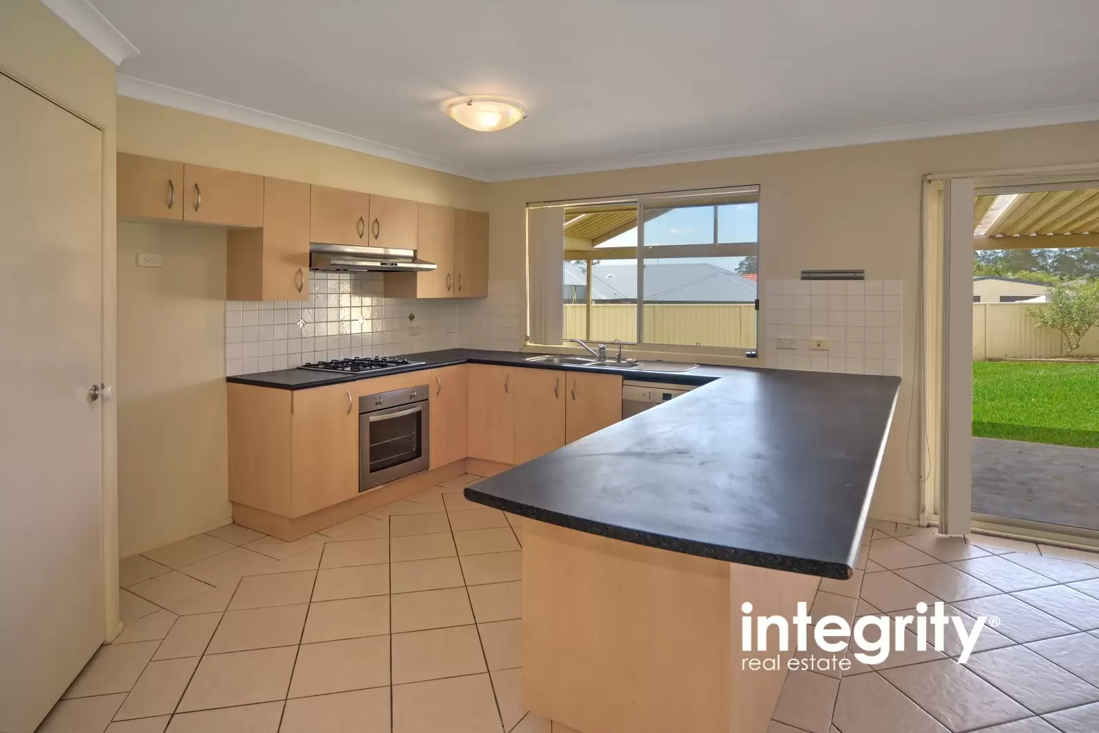 6 Karool Close, Nowra Sold by Integrity Real Estate - image 4