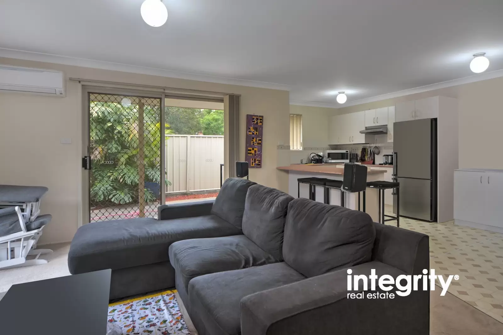 9/22 Mattes Way, Bomaderry Sold by Integrity Real Estate - image 4