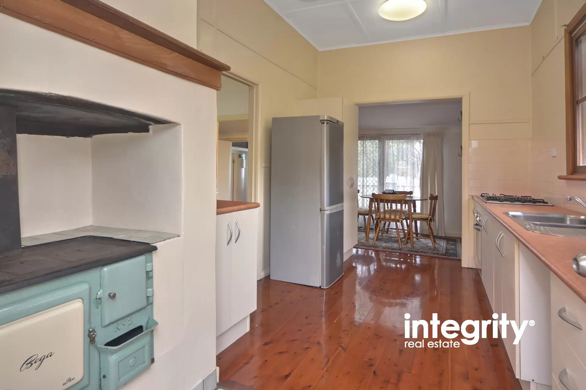 17 Cambewarra Road, Bomaderry Sold by Integrity Real Estate - image 7