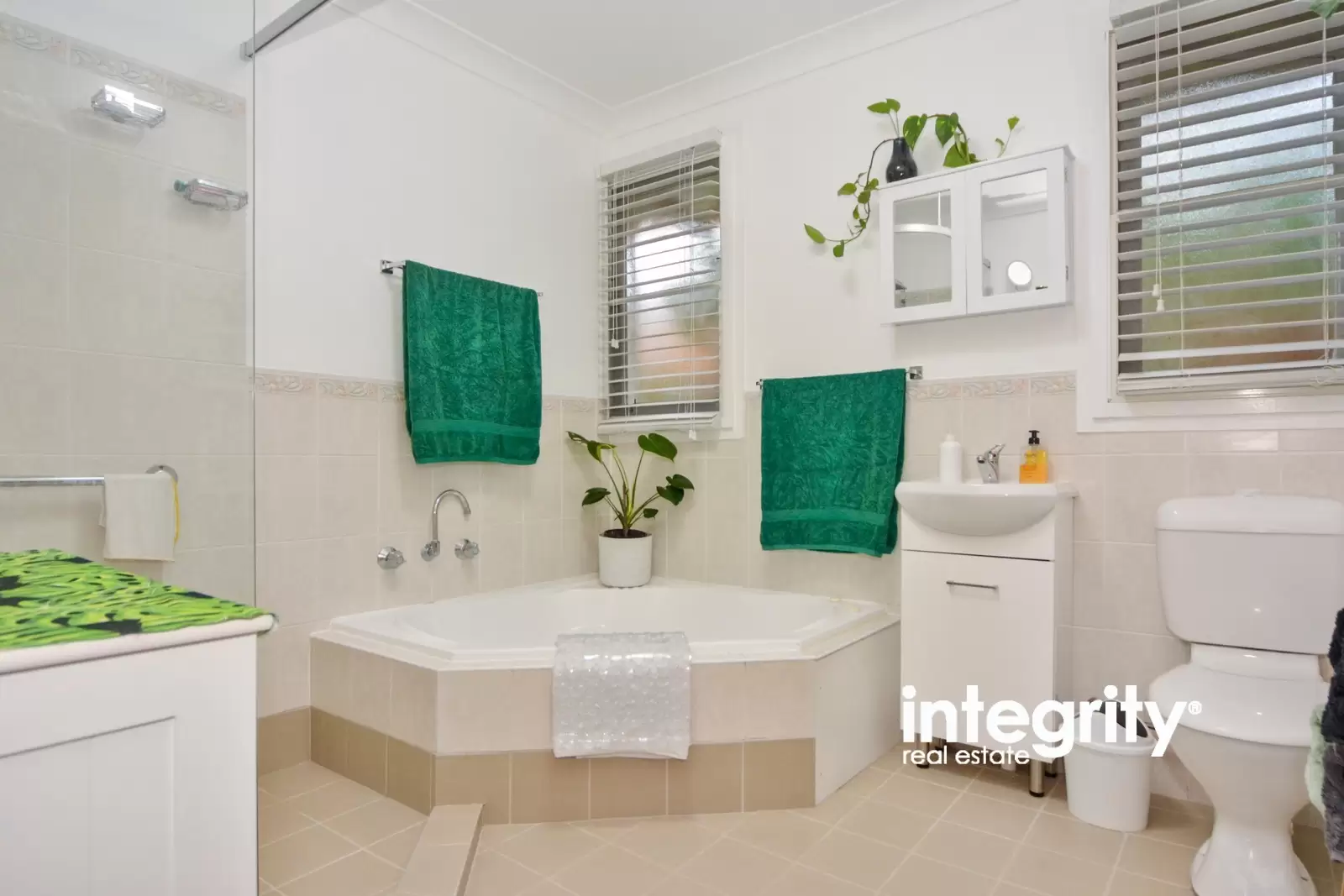 27 Mcdonald Avenue, Nowra Sold by Integrity Real Estate - image 6