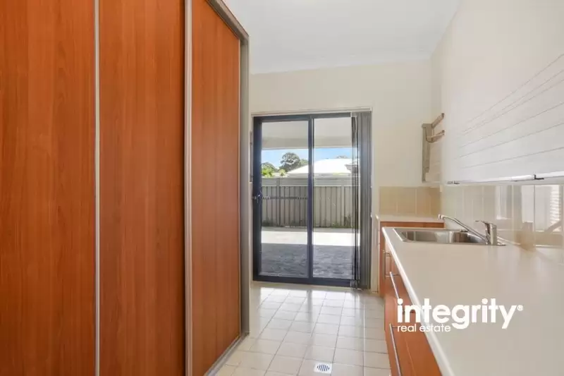 4 Hanover Close, South Nowra Sold by Integrity Real Estate - image 6