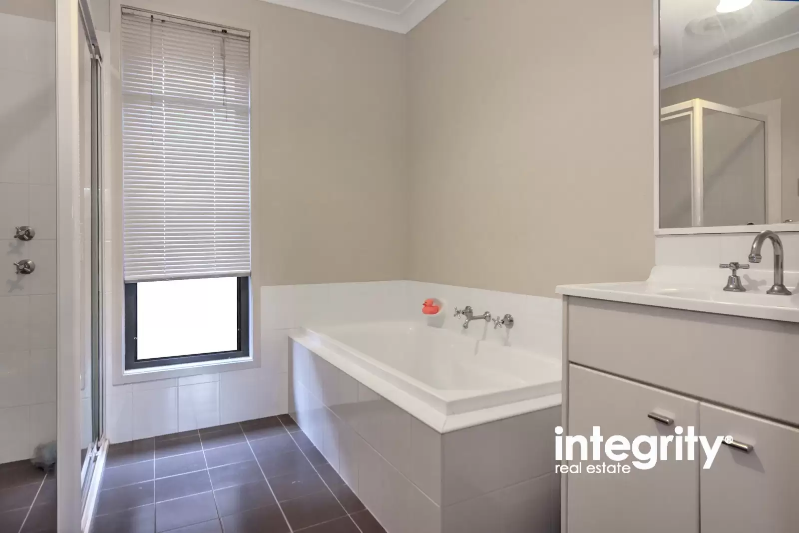 24 Warrigal Street, Nowra Sold by Integrity Real Estate - image 6