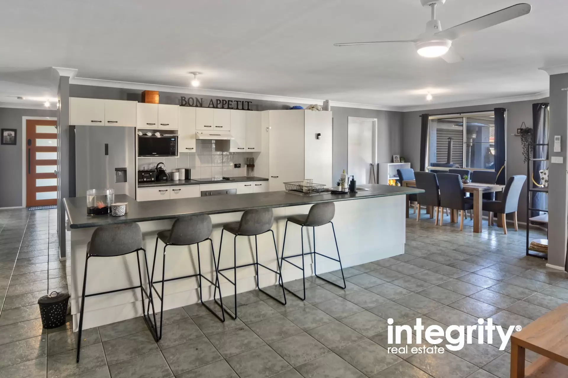 5 Golden Grove, Worrigee Sold by Integrity Real Estate - image 4