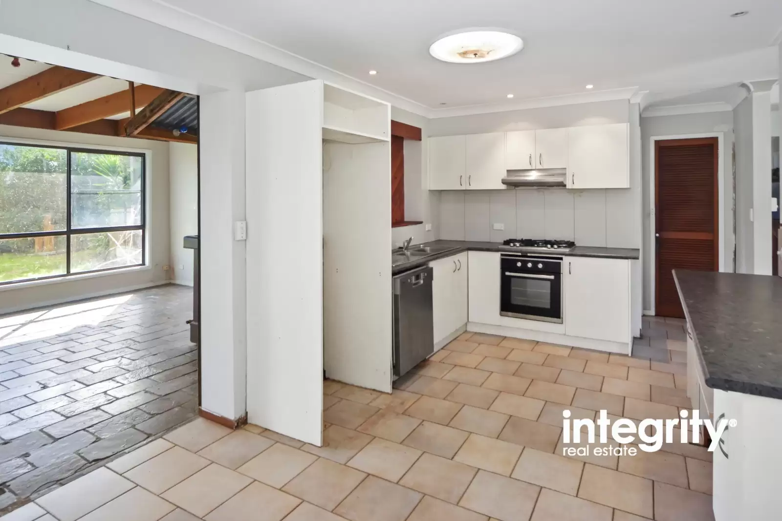 33 Judith Drive, North Nowra Sold by Integrity Real Estate - image 4