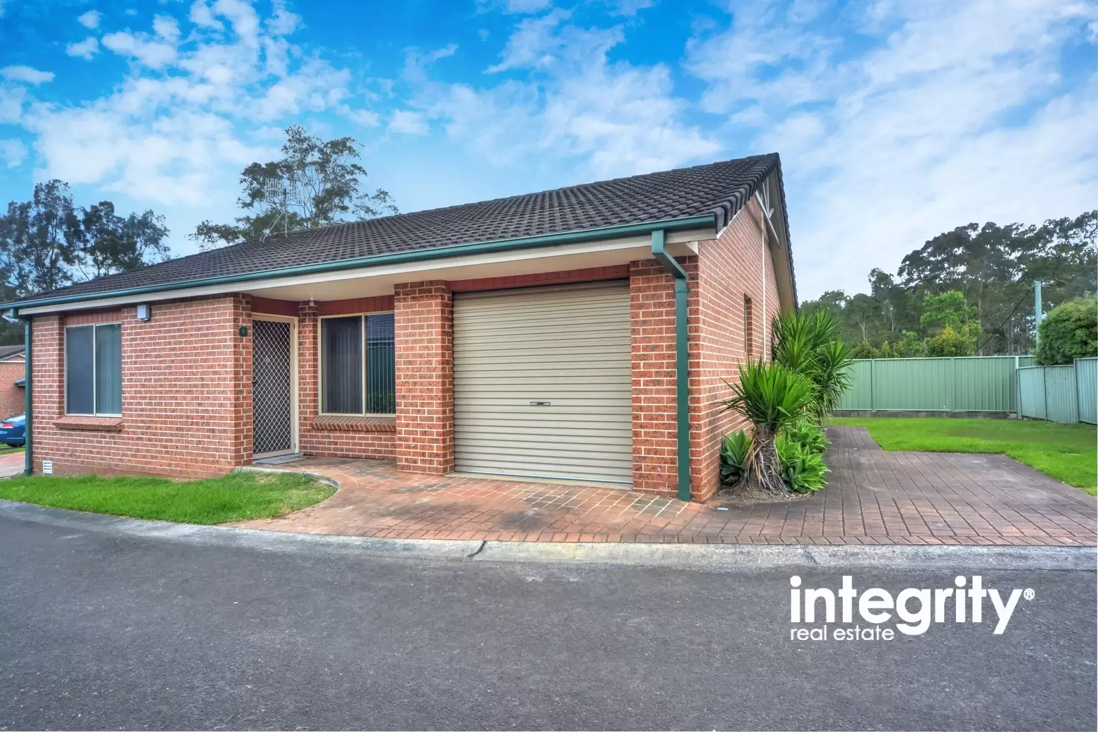 1/60 Brinawarr Street, Bomaderry Sold by Integrity Real Estate