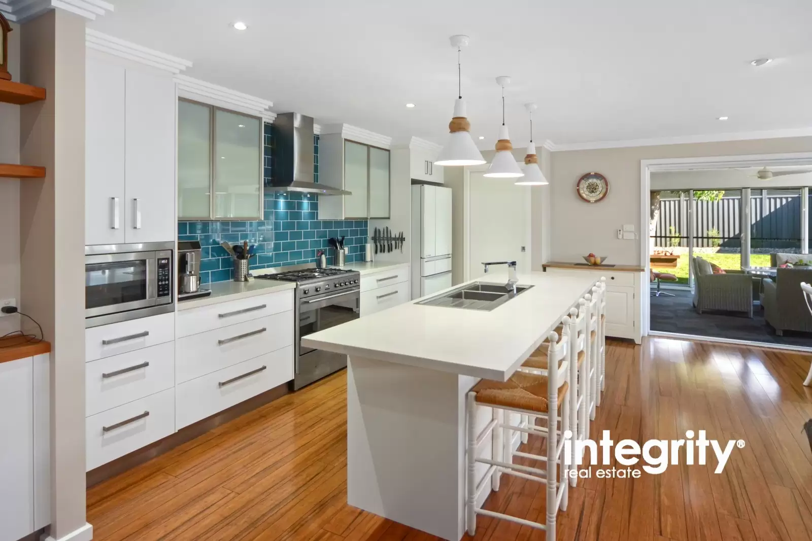 11 Trawler Street, Vincentia Sold by Integrity Real Estate - image 3