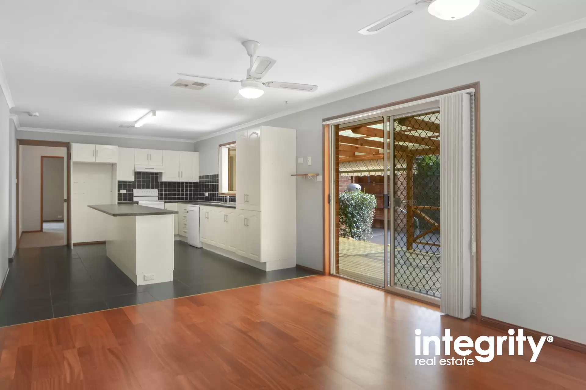 6 Nita Place, Bomaderry Sold by Integrity Real Estate