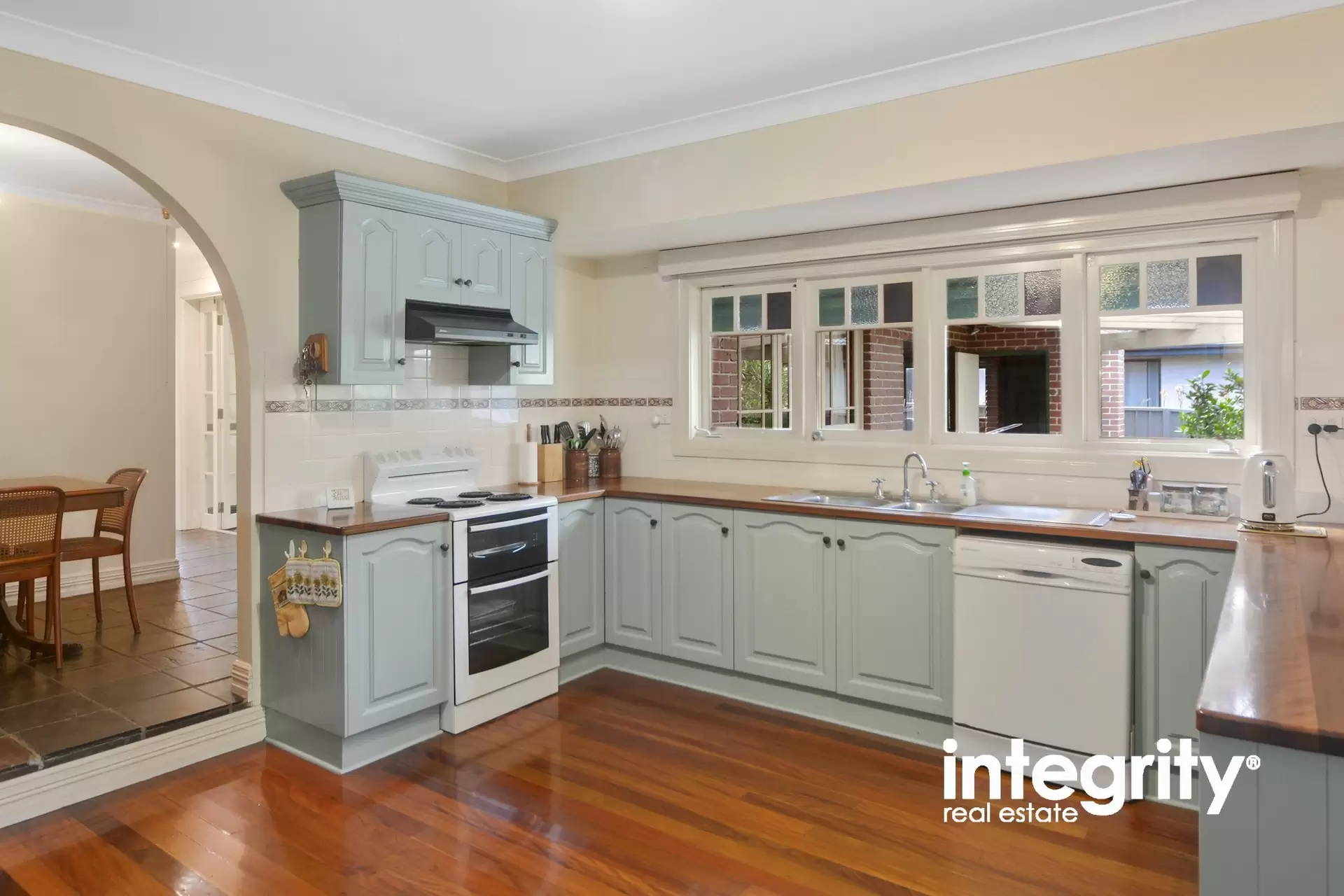 8 Sutherland Drive, North Nowra Sold by Integrity Real Estate - image 5