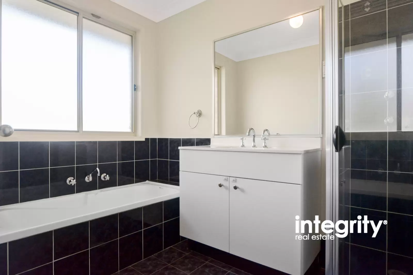 33 Golden Grove, Worrigee Sold by Integrity Real Estate - image 9