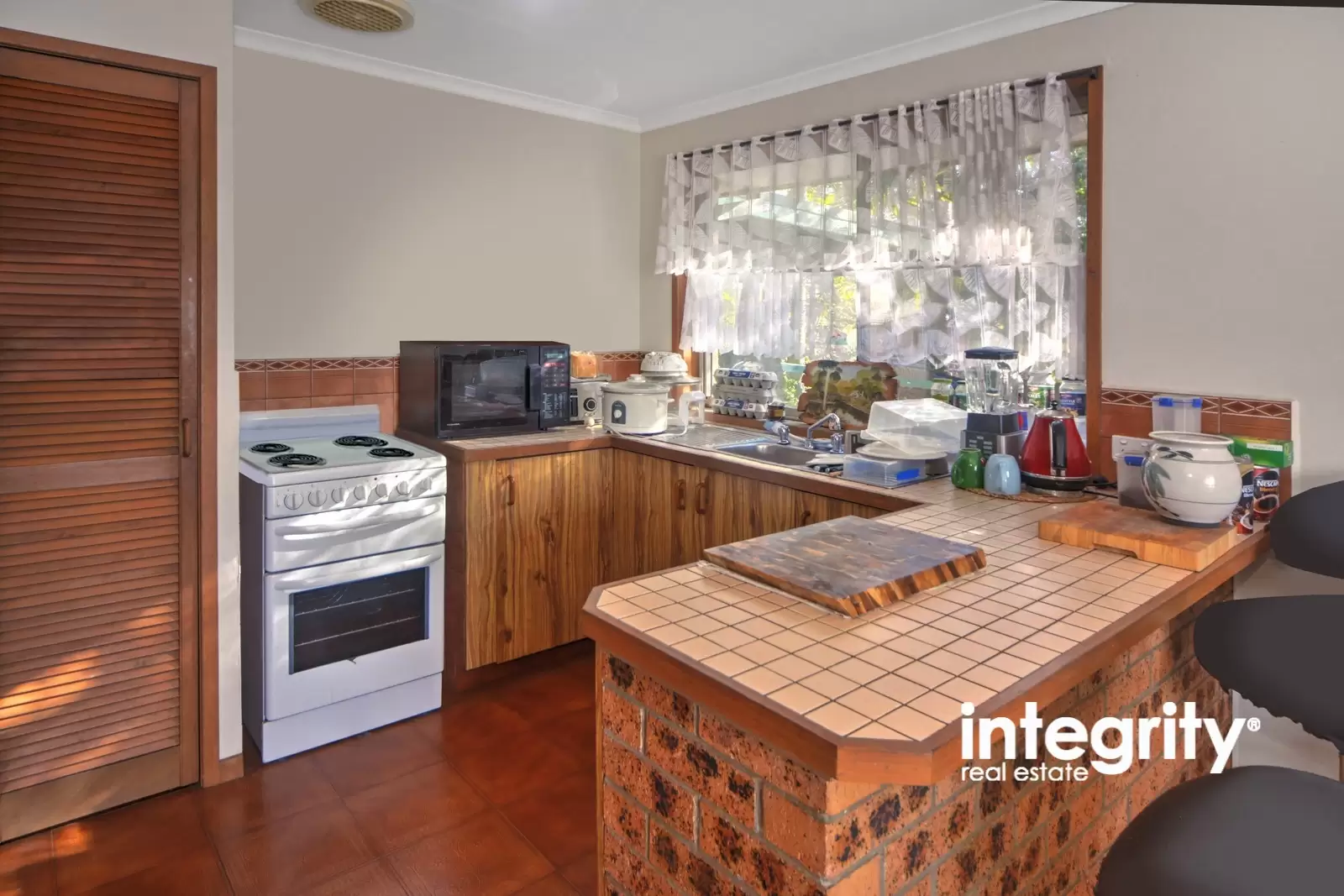 101 Meroo Road, Bomaderry Sold by Integrity Real Estate - image 5