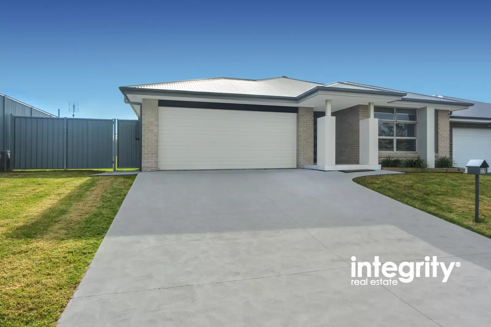 32 Alata Crescent, South Nowra Sold by Integrity Real Estate - image 1
