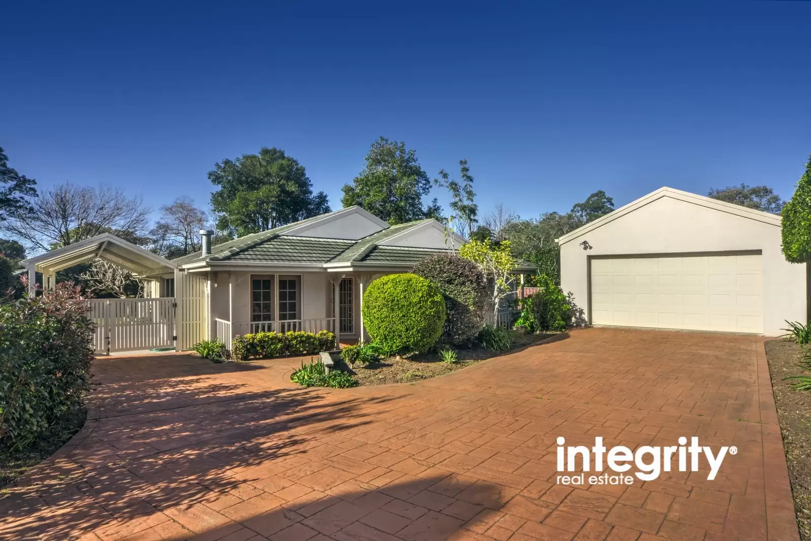 5 Katela Avenue, Bomaderry Sold by Integrity Real Estate - image 1