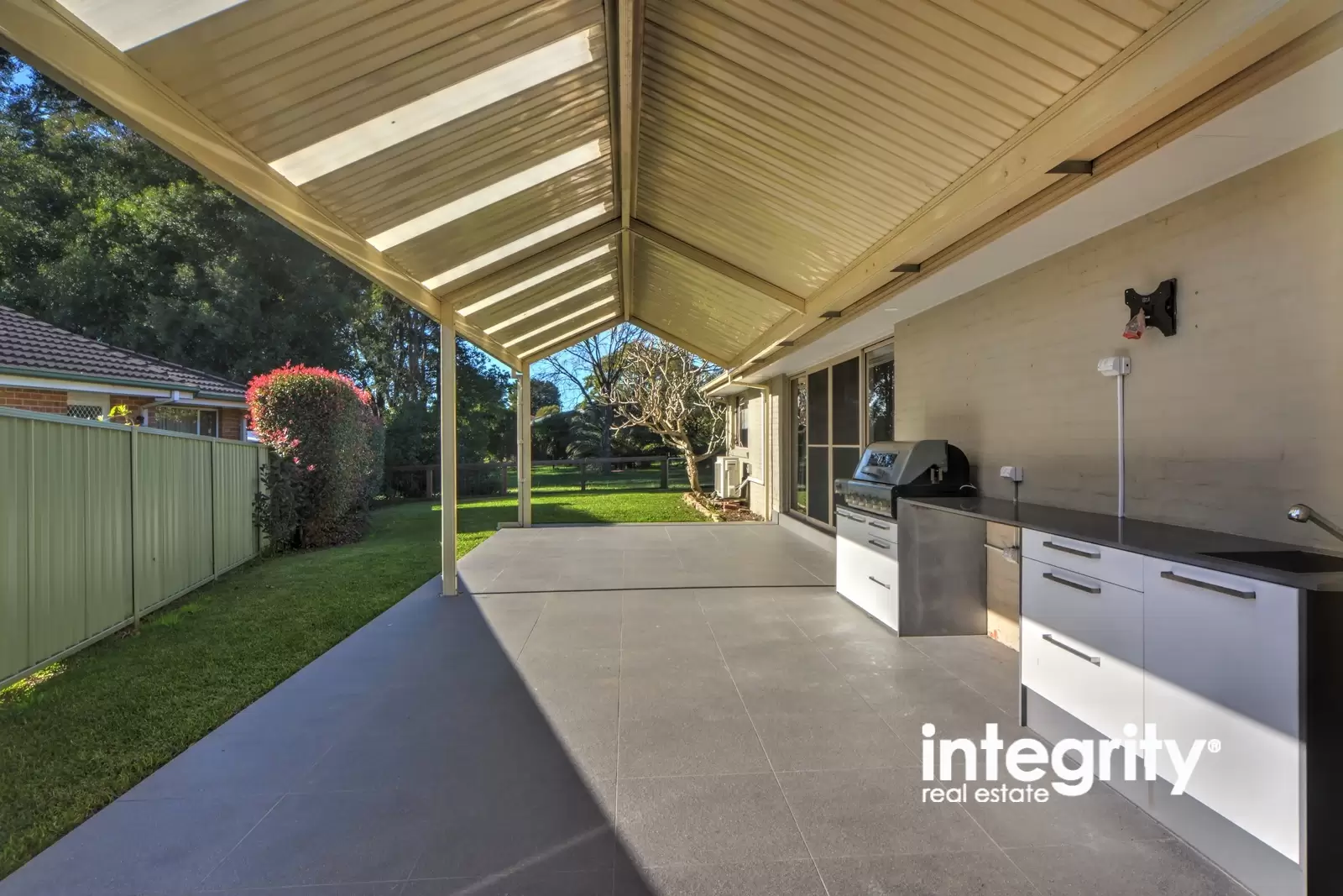 5 Katela Avenue, Bomaderry Sold by Integrity Real Estate - image 8
