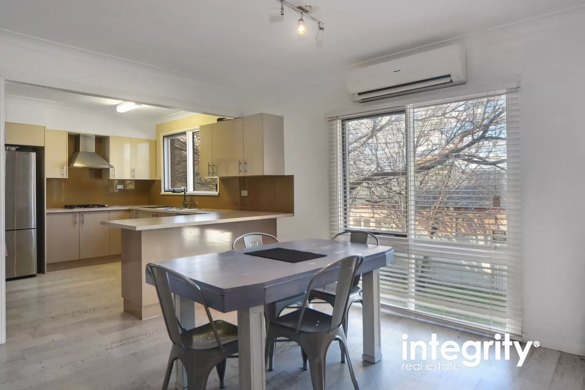 166 Wallace Street, Nowra Sold by Integrity Real Estate - image 3