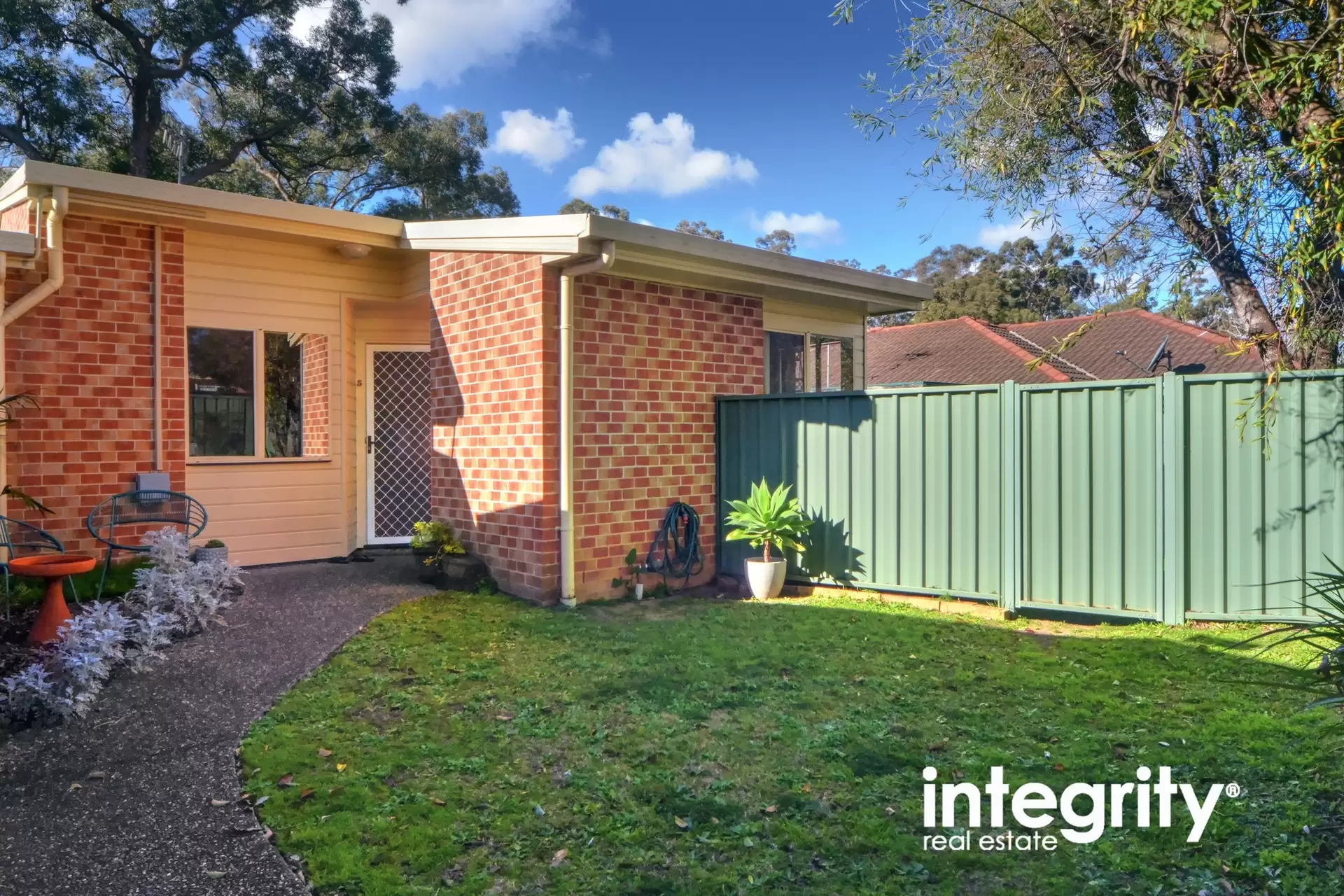5/3 Ettrick Close, Bomaderry Sold by Integrity Real Estate - image 2