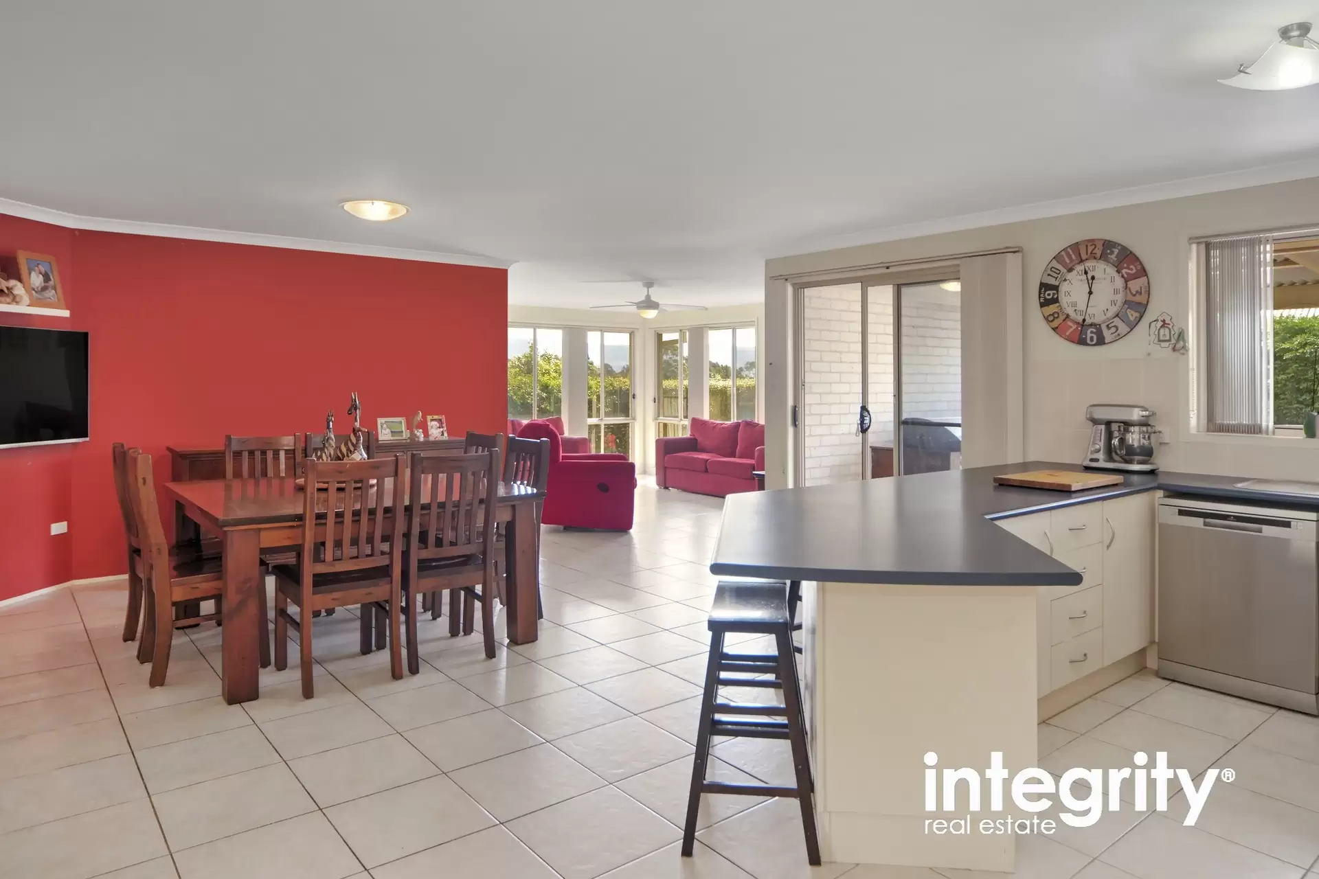 30 Carrington Park Drive, Nowra Sold by Integrity Real Estate - image 4