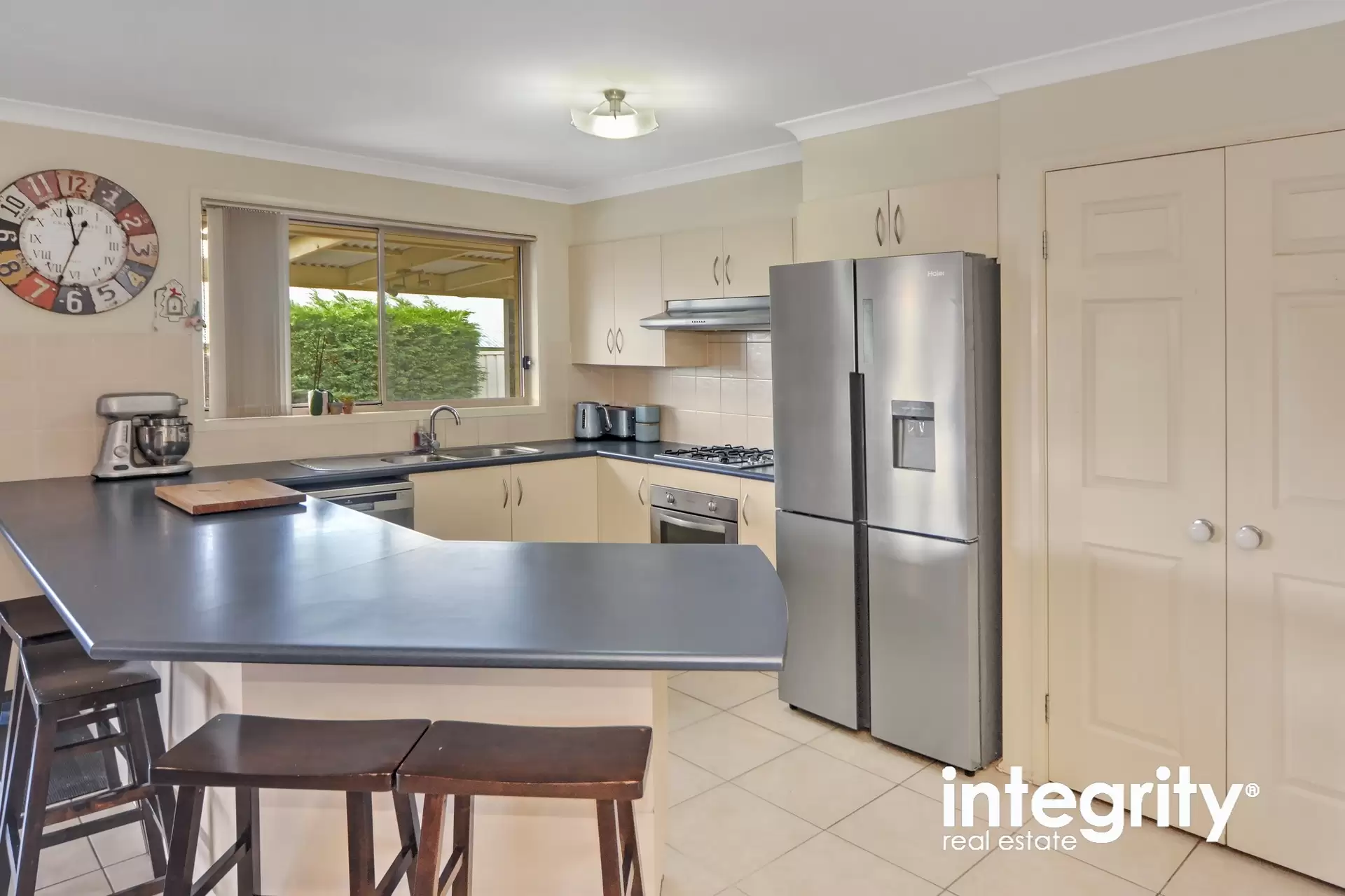 30 Carrington Park Drive, Nowra Sold by Integrity Real Estate - image 5