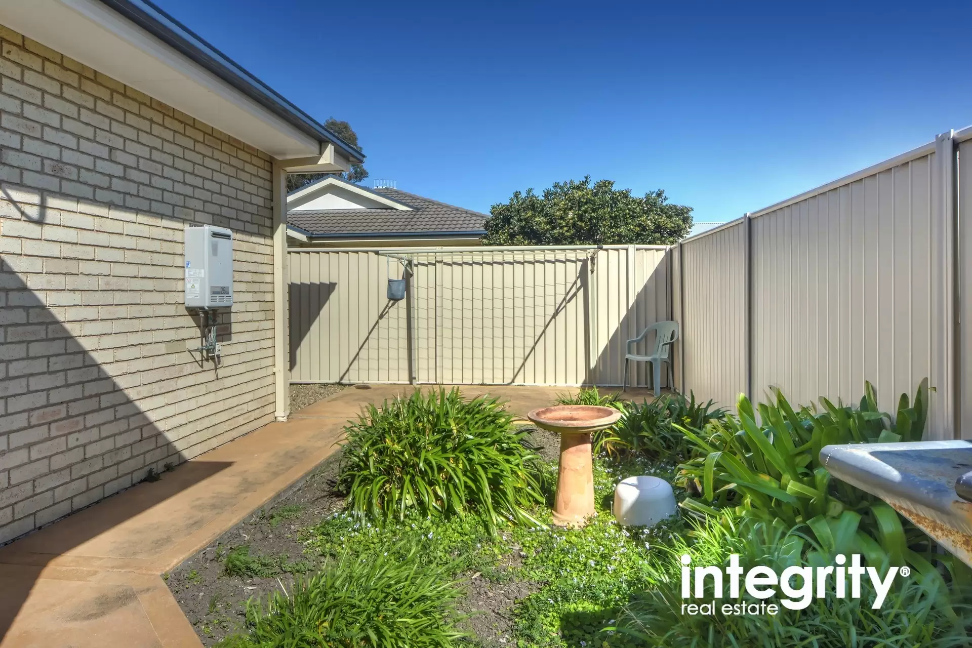 2/7 Kaross Close, South Nowra Sold by Integrity Real Estate - image 2