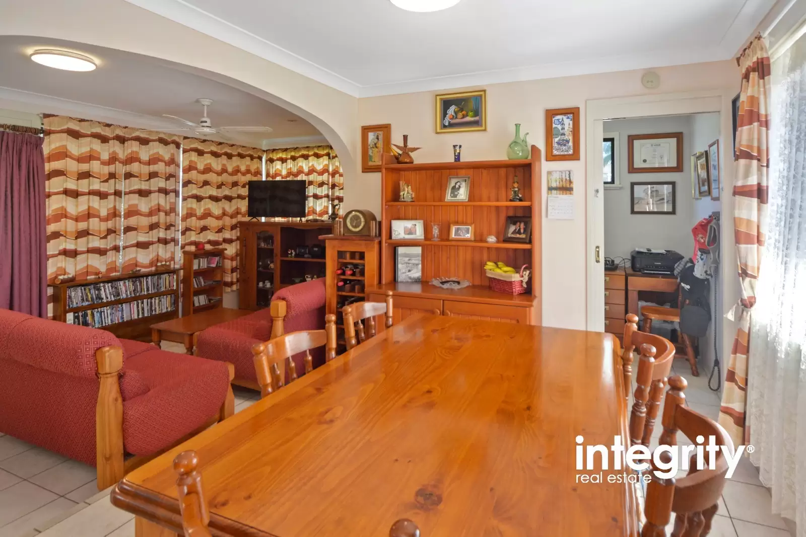 34 Edwards Avenue, Bomaderry Sold by Integrity Real Estate - image 4