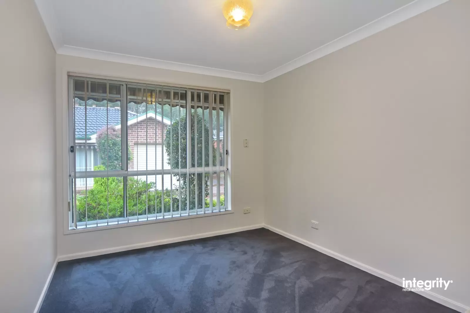 2/7 Hamilton Place, Bomaderry Sold by Integrity Real Estate - image 4