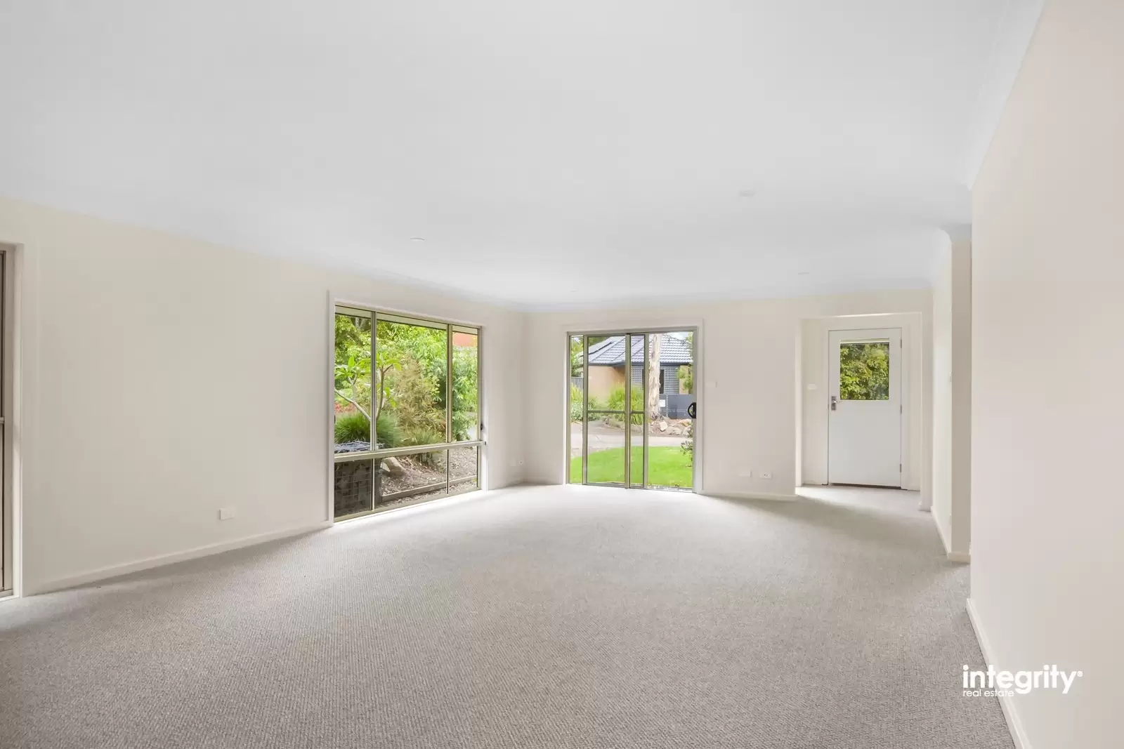 25/33 Lynburn Avenue, Bomaderry Sold by Integrity Real Estate - image 4