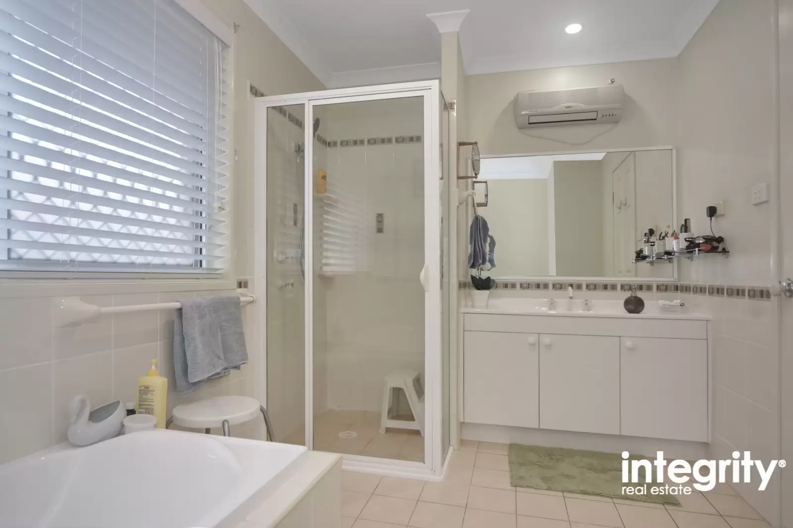 7 Warrigal Street, Nowra Sold by Integrity Real Estate - image 7