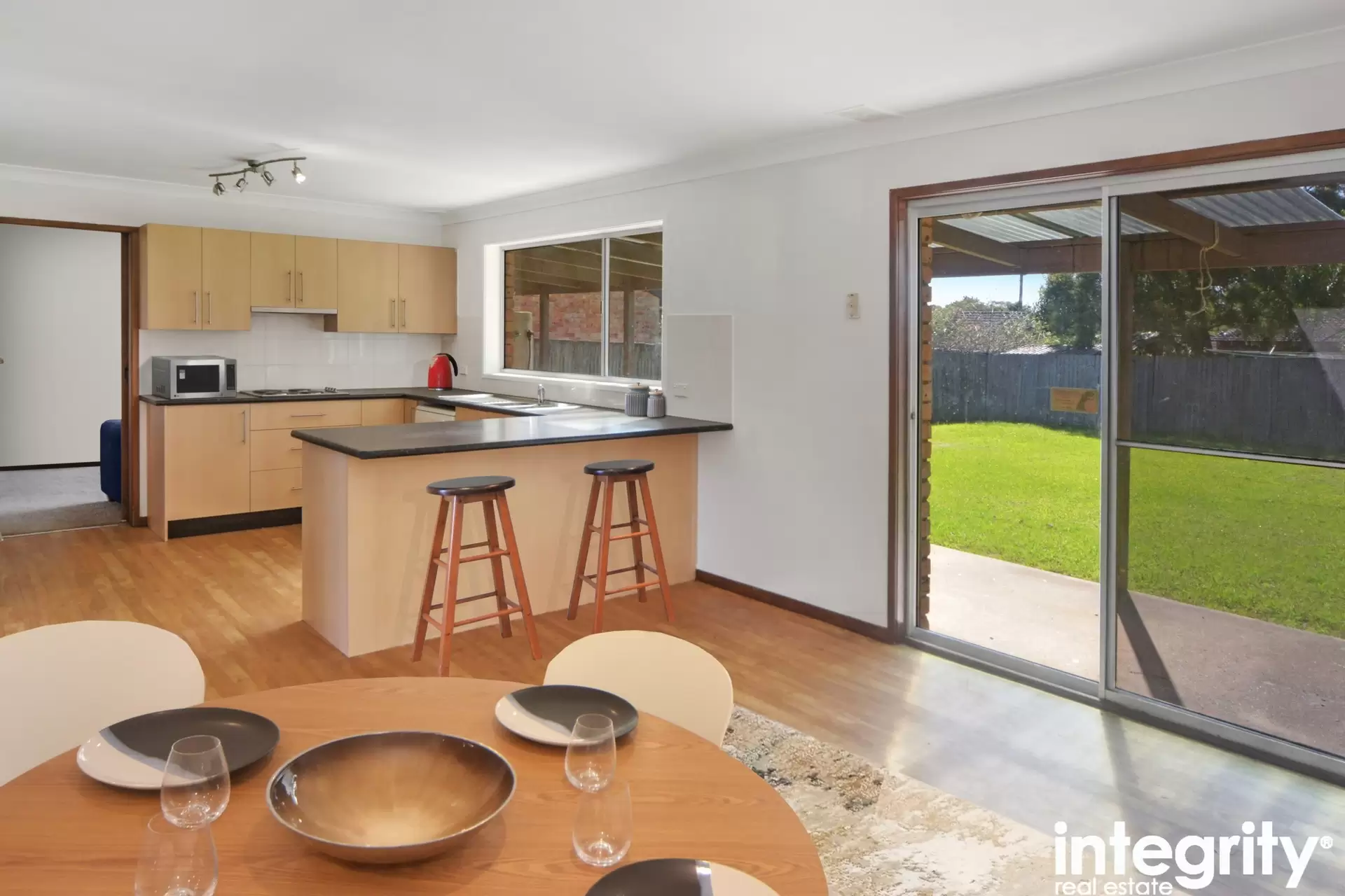 18 Caroola Parade, North Nowra Sold by Integrity Real Estate - image 3