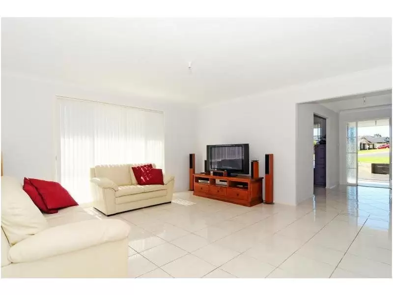 Nowra Sold by Integrity Real Estate - image 2