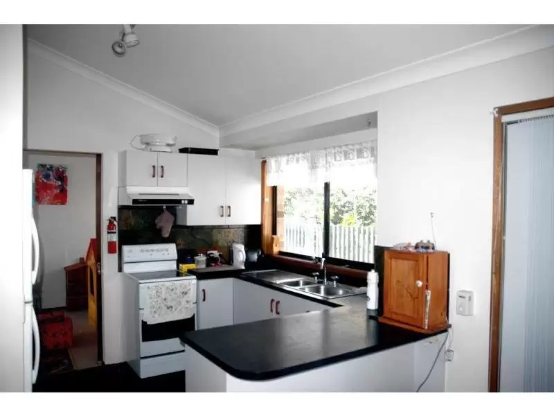 North Nowra Sold by Integrity Real Estate - image 3