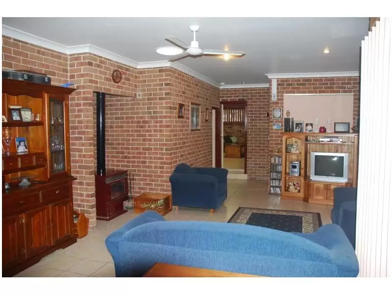 North Nowra Sold by Integrity Real Estate - image 2