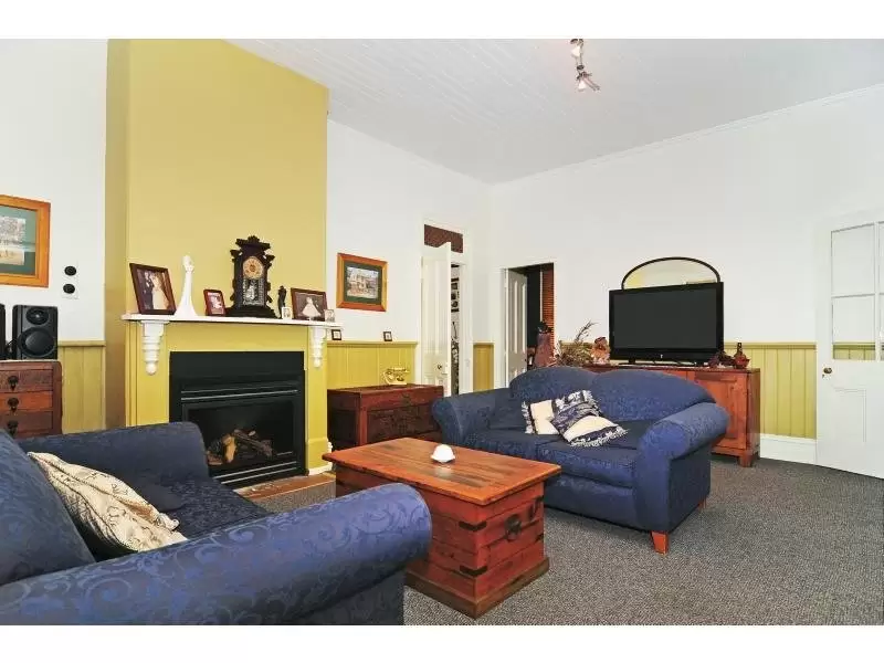 Nowra Sold by Integrity Real Estate - image 2