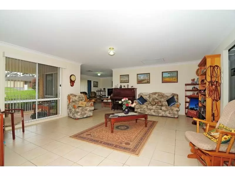 Bomaderry Sold by Integrity Real Estate - image 2