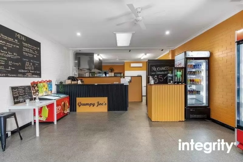 2/151 Prince Edward Avenue, Culburra Beach Sold by Integrity Real Estate - image 2