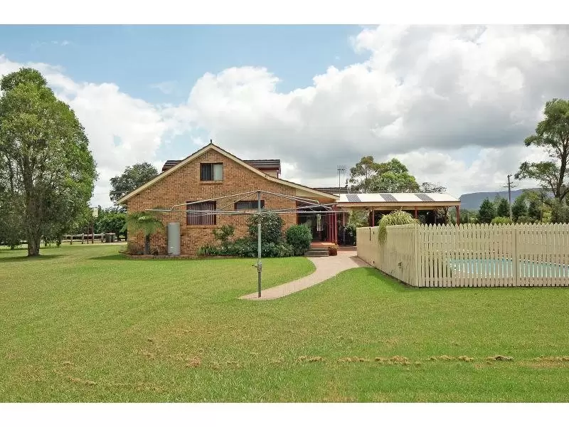 20 Elvin Drive, Bomaderry Sold by Integrity Real Estate - image 2