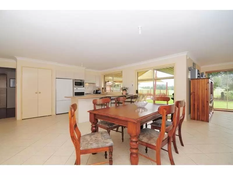 8 Katela Avenue, Bomaderry Sold by Integrity Real Estate - image 7