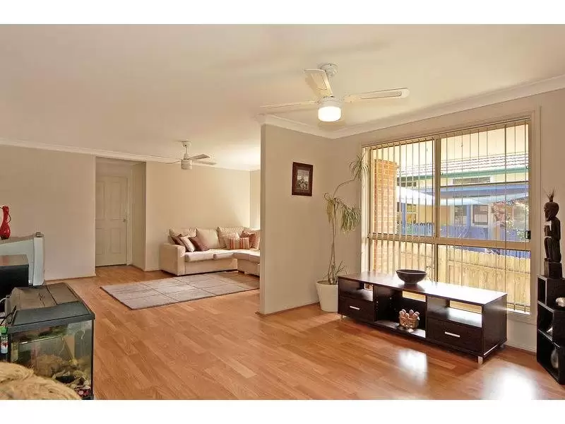 1/4 Karowa Street, Bomaderry Sold by Integrity Real Estate - image 2