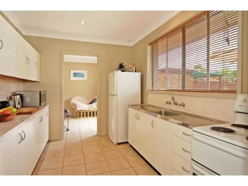 8 Monk Crescent, Bomaderry Sold by Integrity Real Estate - image 5