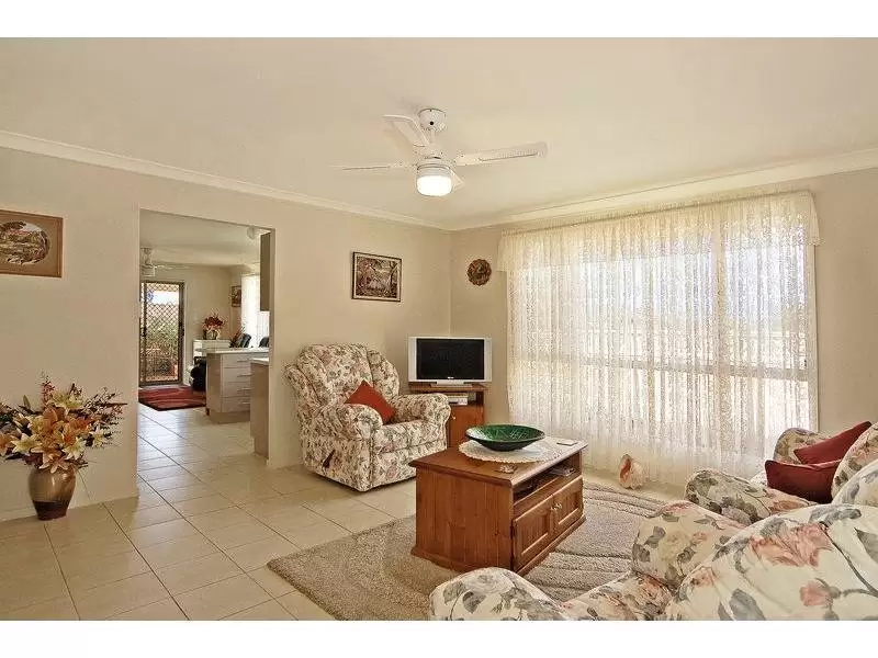 6/73-75 Rayleigh Drive, Worrigee Sold by Integrity Real Estate - image 3