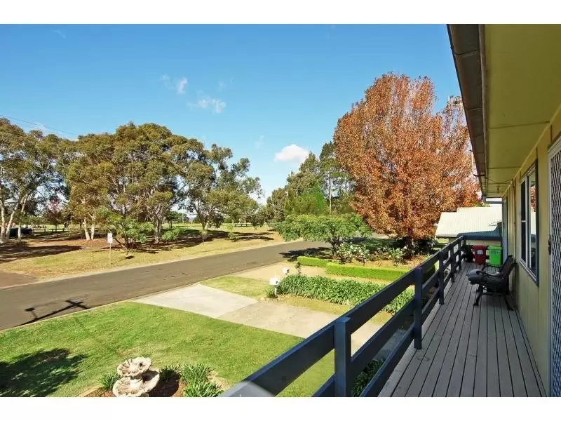 5 Barwon Street, Bomaderry Sold by Integrity Real Estate - image 7