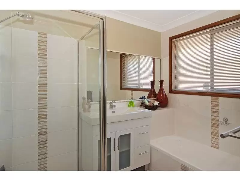 Villa 4/40 Lyndhurst Drive, Bomaderry Sold by Integrity Real Estate - image 2