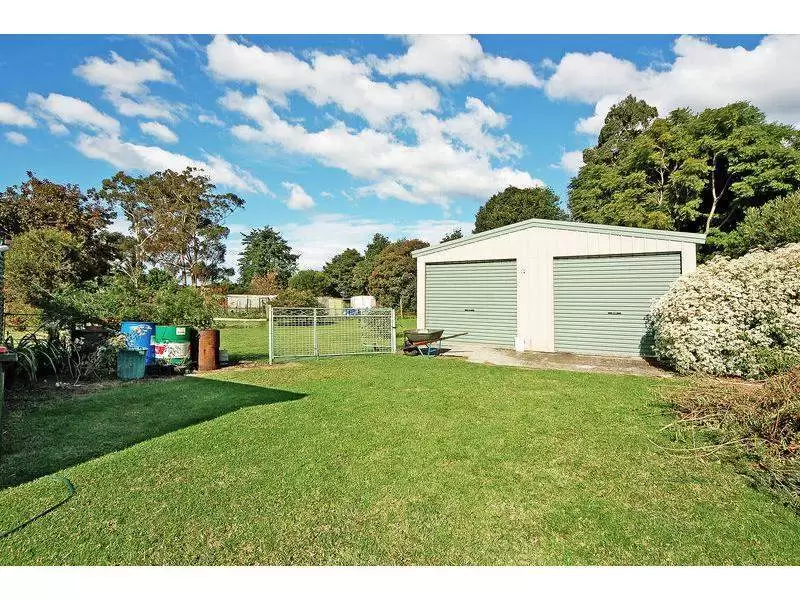 12 Halstead Place, Bomaderry Sold by Integrity Real Estate - image 12