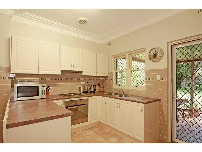 119 Kinghorne Street, Nowra Sold by Integrity Real Estate - image 3