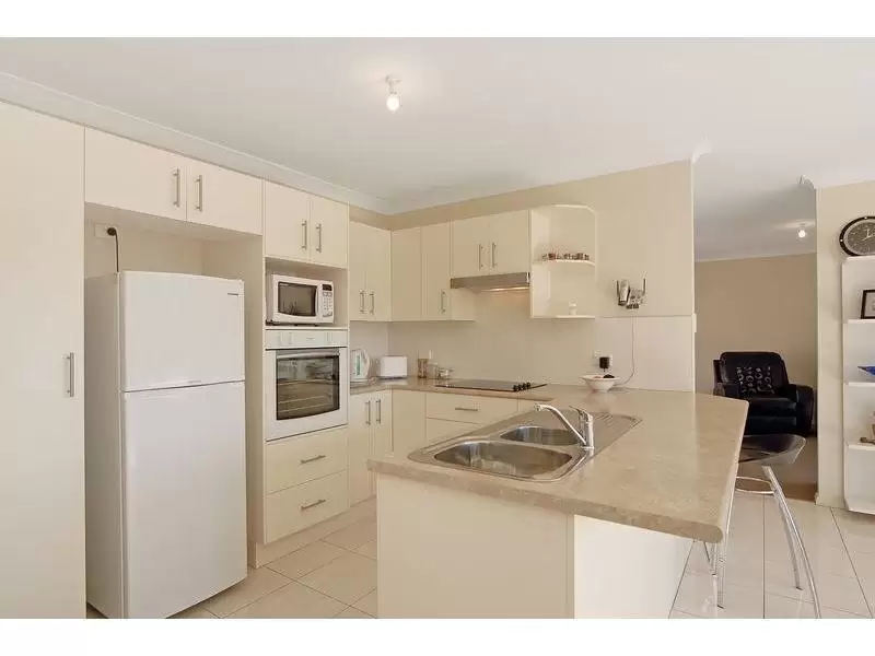 18A Blue Bell Way, Worrigee Sold by Integrity Real Estate - image 2