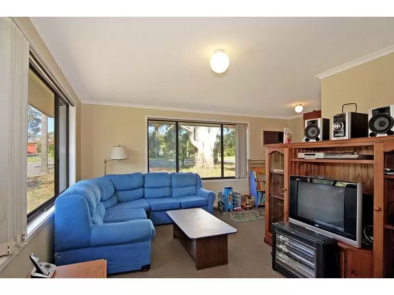 8 Coconut Drive, North Nowra Sold by Integrity Real Estate - image 7