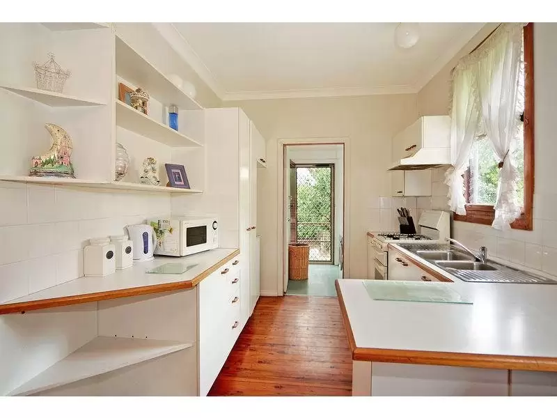 7 Leaney Avenue, Nowra Sold by Integrity Real Estate - image 2