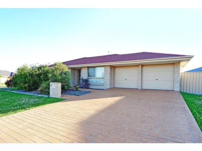 15 Blue Bell Way, Worrigee Sold by Integrity Real Estate - image 2