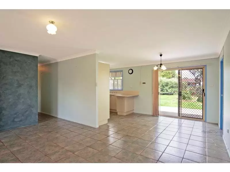 15 Balmaringa Avenue, North Nowra Sold by Integrity Real Estate - image 3