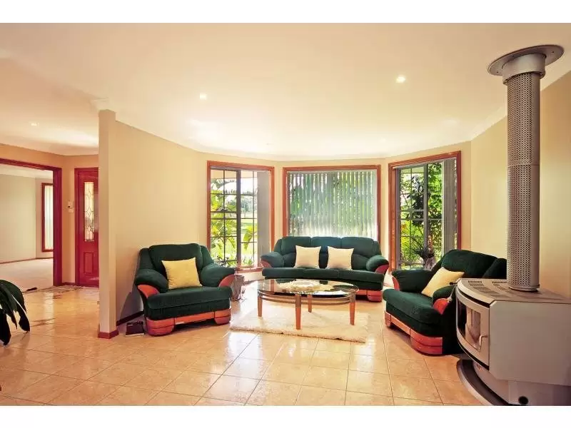 89 Wyanga Crescent, Worrigee Sold by Integrity Real Estate - image 4