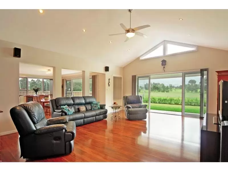 12 Appleberry Close, Bomaderry Sold by Integrity Real Estate - image 4